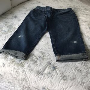 Eddie Bauer distressed boyfriend Capri jeans like new never worn size petite 6